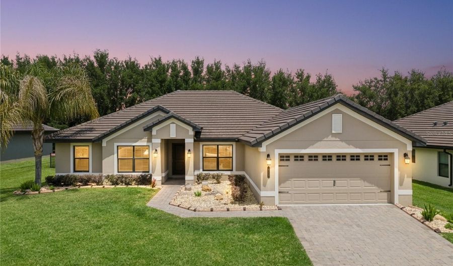 447 LAKE VISTA Dr, Auburndale, FL 33823 - 4 Beds, 2 Bath