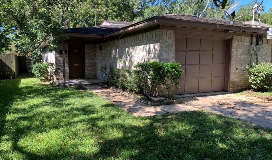 409-411 Hurst Pl, Angleton, TX 77515 - 2 Beds, 1 Bath