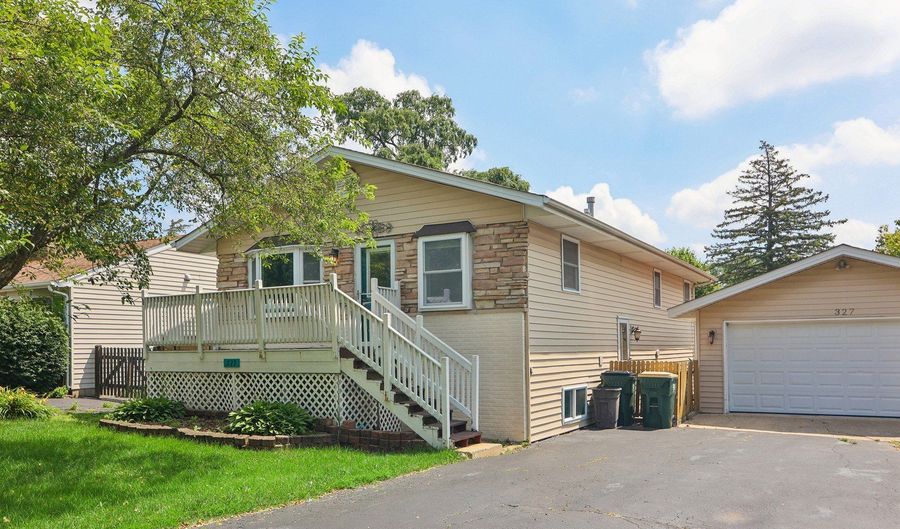 327 Oakwood Dr, Antioch, IL 60002 - 3 Beds, 2 Bath