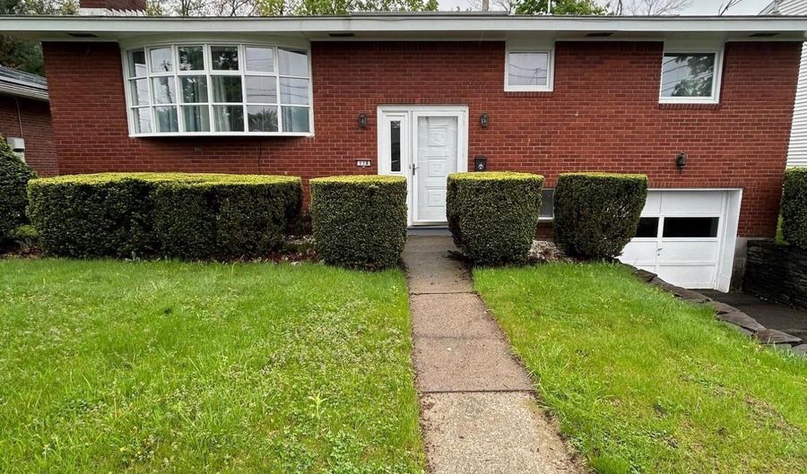 118 Kenosha St, Albany, NY 12209 - 3 Beds, 2 Bath