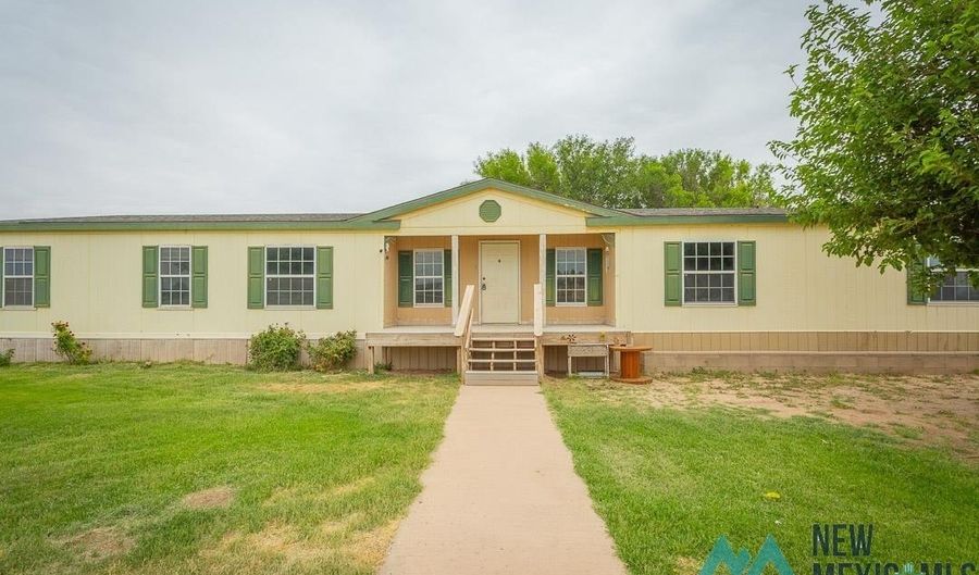 6327 Seven Rivers Hwy, Artesia, NM 88210 - 5 Beds, 3 Bath