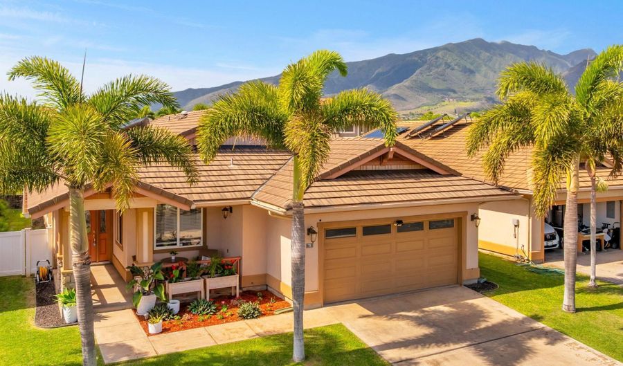 70 Hoku Puhipaka St, Kahului, HI 96732 - 3 Beds, 2 Bath