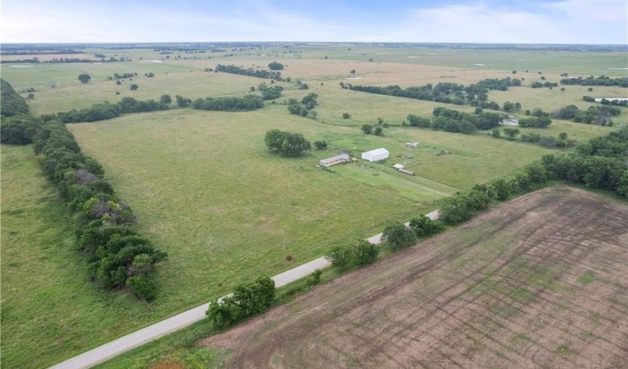 1015 Ottawa Rd, Bartlett, KS 67332 - 0 Beds, 0 Bath