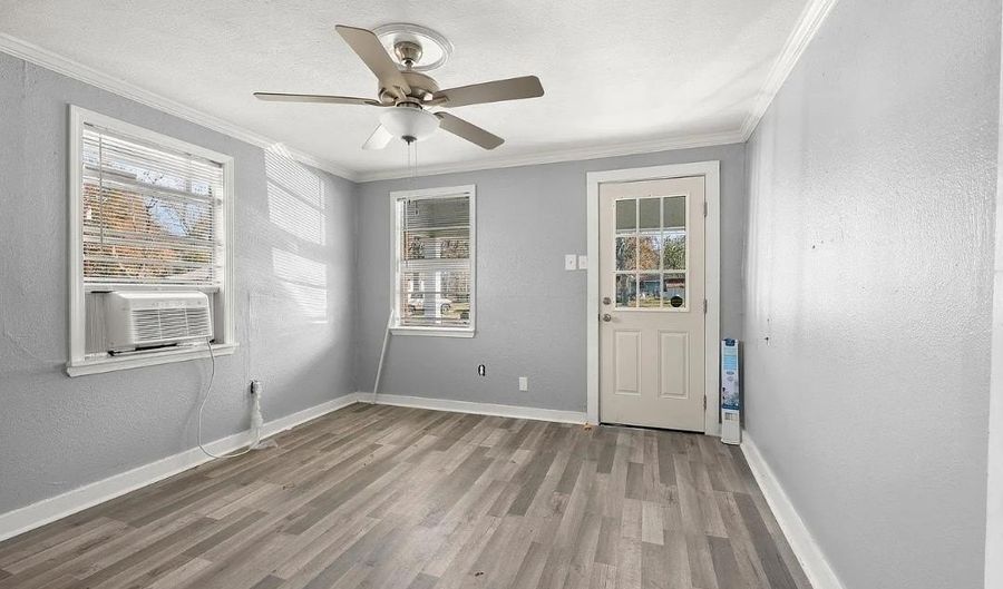 1091 N 46th St, Baton Rouge, LA 70802 - 3 Beds, 1 Bath