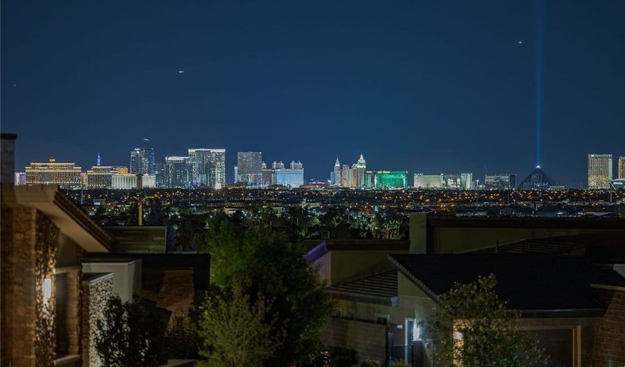 6241 Clovis Point St, Las Vegas, NV 89135 - 3 Beds, 4 Bath