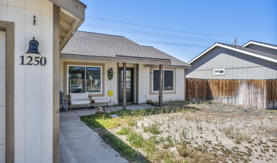 1250 Eagle Rock Rd, Fallon, NV 89406 - 3 Beds, 2 Bath
