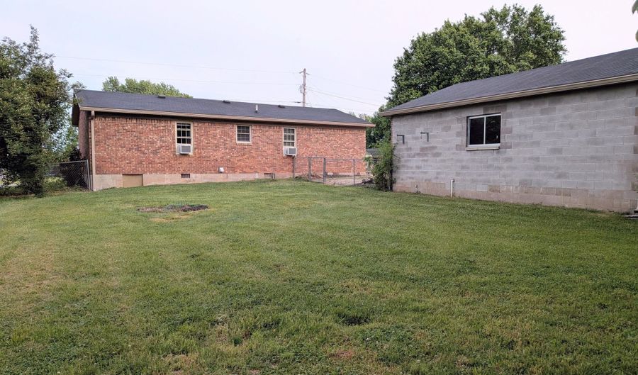155 Valleyview Dr, Bardstown, KY 40004 - 3 Beds, 1 Bath
