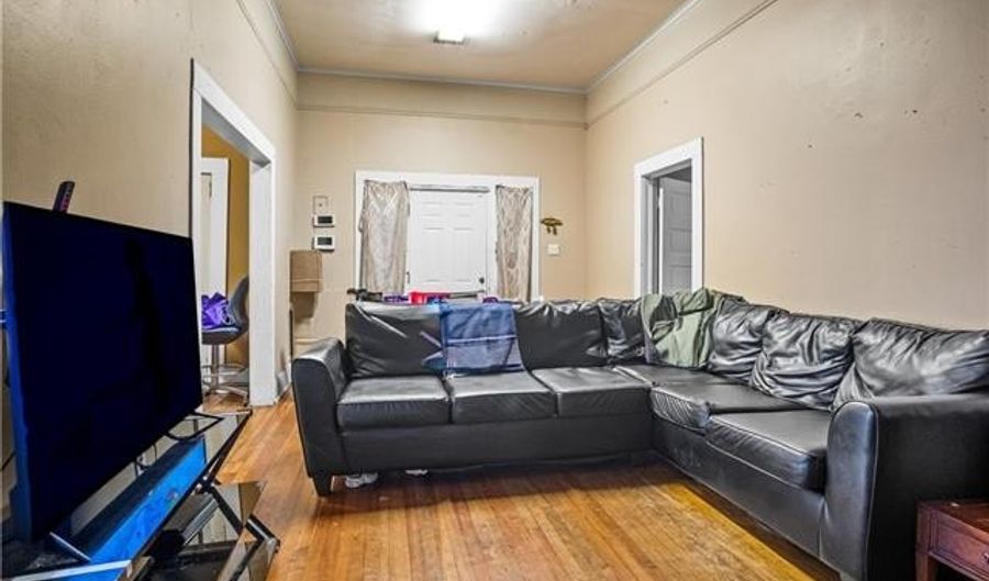 17 PROSPECT St, Alexandria, LA 71301 - 3 Beds, 1 Bath