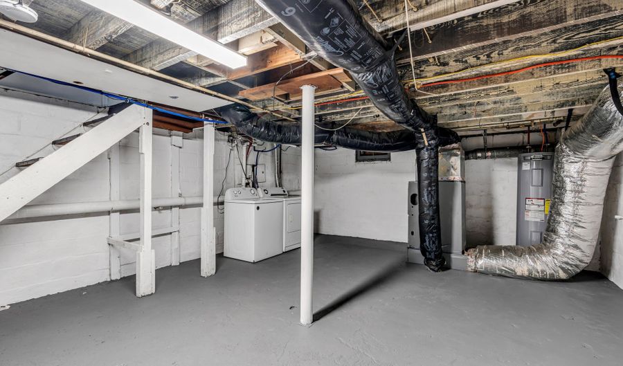 303 Comstock St, Asbury Park, NJ 07712 - 4 Beds, 1 Bath