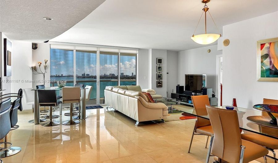 1800 N Bayshore Dr 1501, Miami, FL 33132 - 3 Beds, 3 Bath