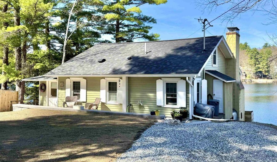 35 Greenwood Rd, Amherst, NH 03031 - 2 Beds, 3 Bath