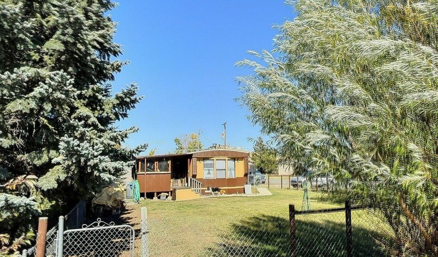 218 S Madison St, Boulder, MT 59632 - 2 Beds, 1 Bath
