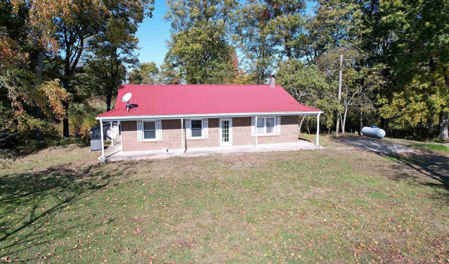 451 County Road 1320, Bardwell, KY 42023 - 3 Beds, 3 Bath