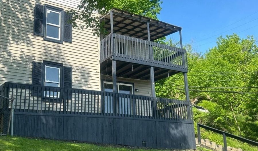 262 John St, Aurora, IN 47001 - 3 Beds, 2 Bath