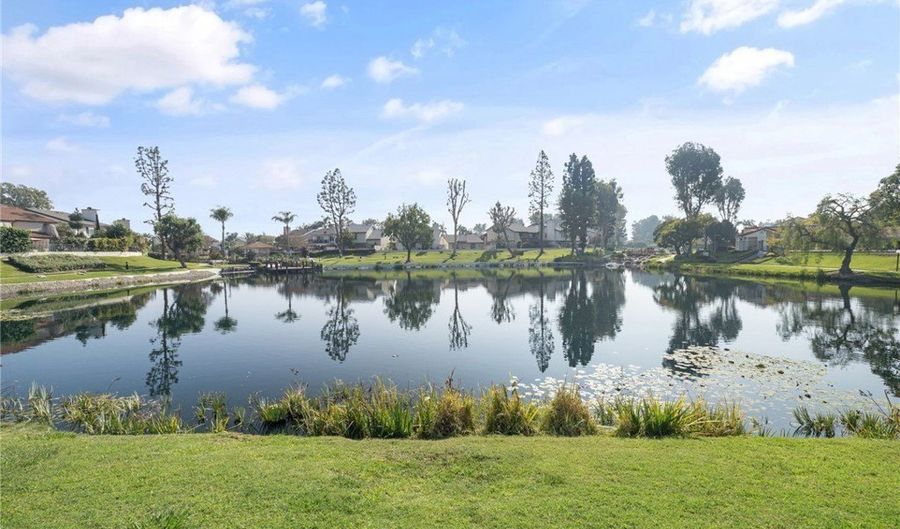 1363 N Schooner, Anaheim, CA 92801 - 2 Beds, 2 Bath