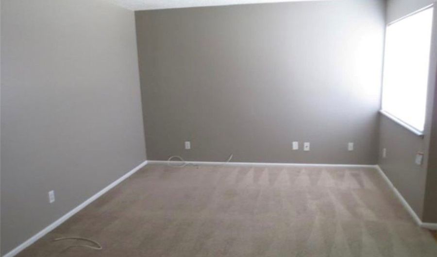 574 Roxella Ln C, Las Vegas, NV 89110 - 2 Beds, 2 Bath