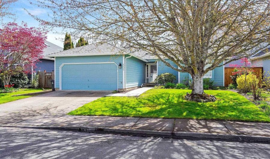 4928 SW Roseberry St, Corvallis, OR 97333 - 3 Beds, 2 Bath