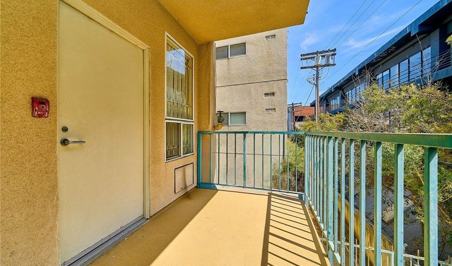 1927 Glendon Ave 201, Los Angeles, CA 90025 - 2 Beds, 2 Bath