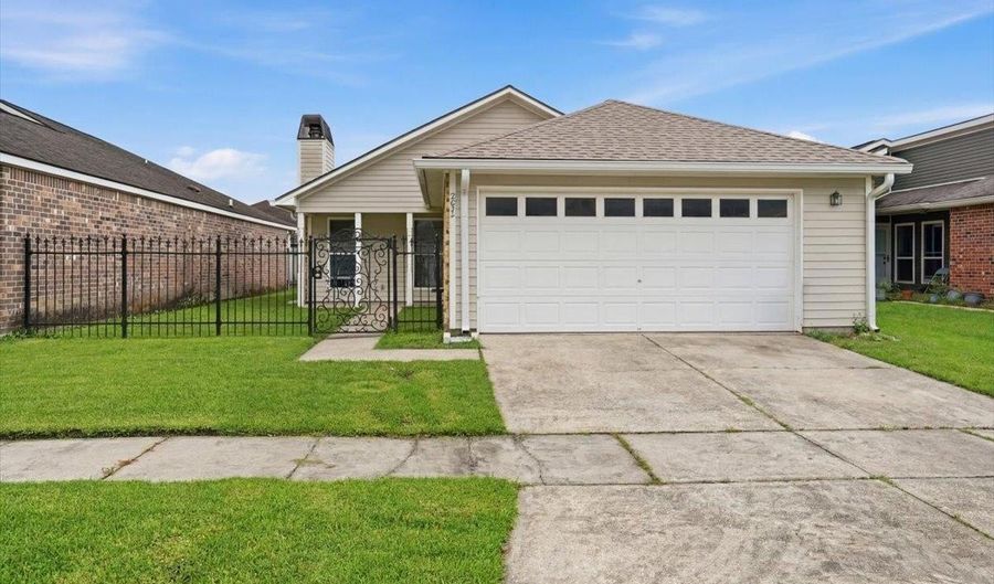 2054 Pecan Ridge Ave, Baton Rouge, LA 70816 - 2 Beds, 2 Bath
