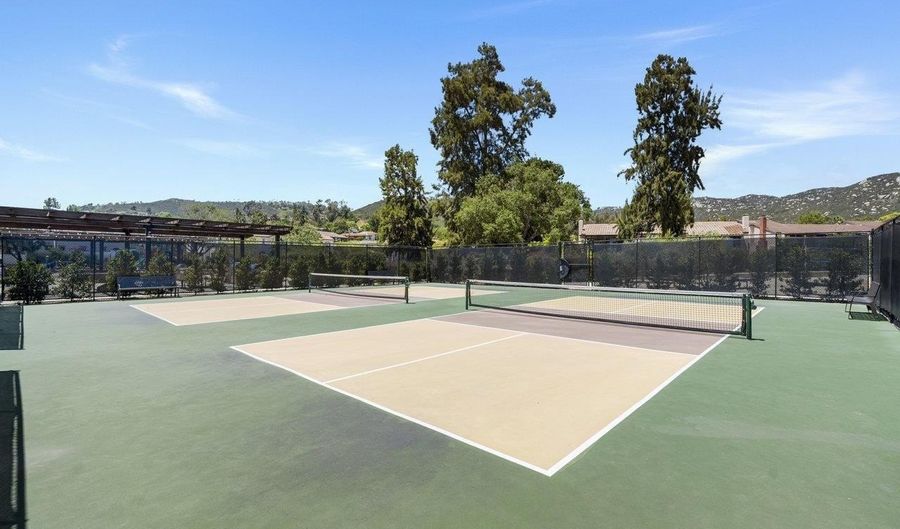 2011 Copernicus Ct, Escondido, CA 92026 - 4 Beds, 3 Bath