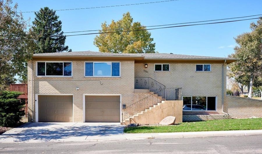 3251 FIR Dr, Cheyenne, WY 82001 - 4 Beds, 3 Bath