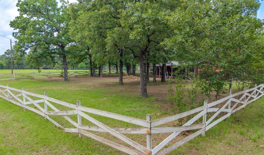 900 Rs County Road 3480, Alba, TX 75410 - 2 Beds, 1 Bath
