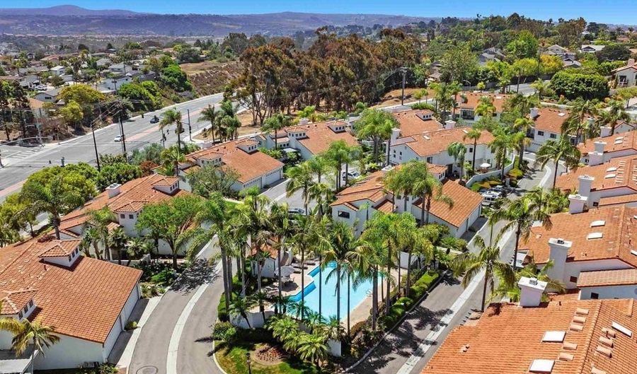 3649 Azure Cir, Carlsbad, CA 92008 - 3 Beds, 3 Bath