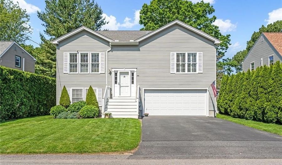 86 Inkberry Trl, Narragansett, RI 02882 - 3 Beds, 3 Bath