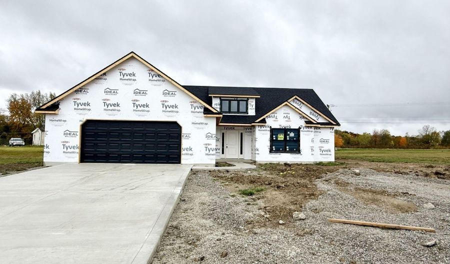 2309 Chandler Way, Auburn, IN 46706 - 3 Beds, 3 Bath