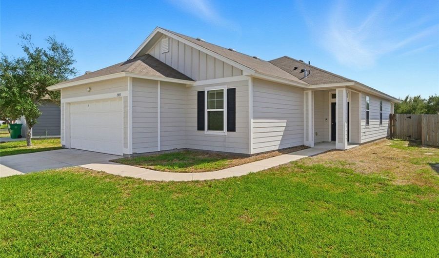 1905 Estes Flats Dr, Aransas Pass, TX 78336 - 4 Beds, 2 Bath