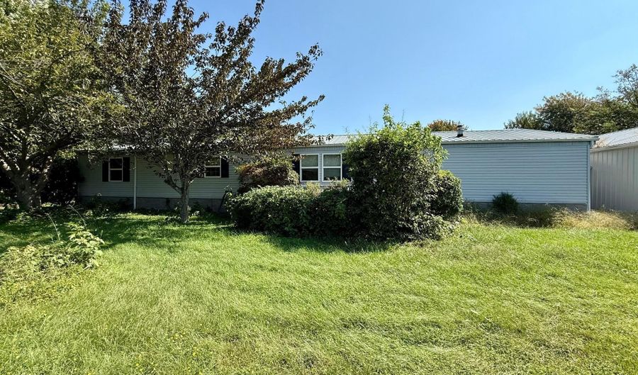 8985 GREENTOP Rd, Lincoln, DE 19960 - 3 Beds, 2 Bath
