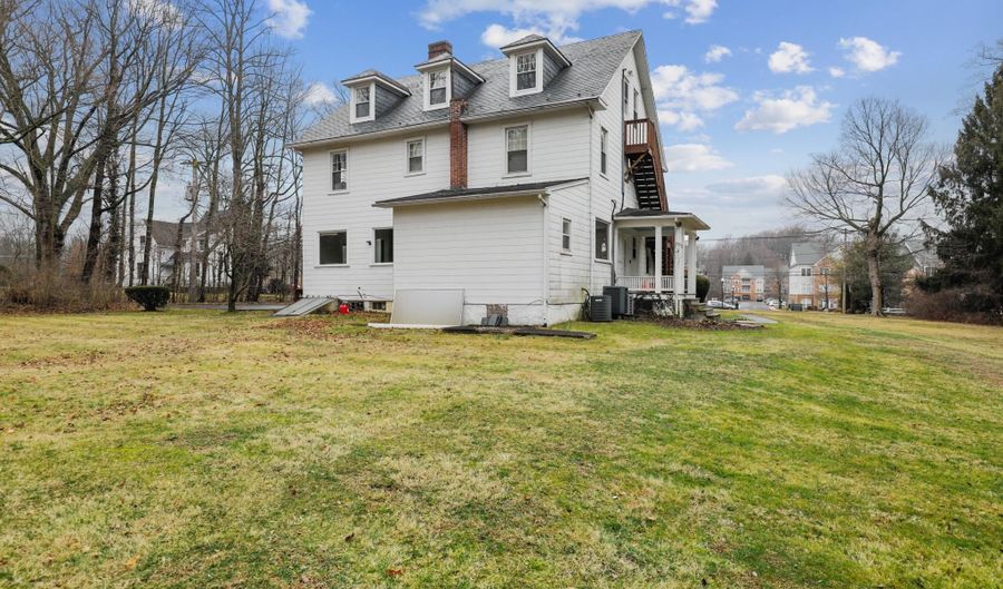 707 N HICKORY Ave 3, Bel Air, MD 21014 - 2 Beds, 1 Bath
