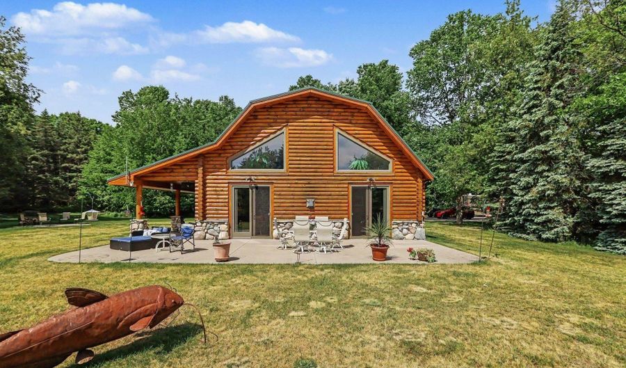 8157 NW Kellogg Rd, Alden, MI 49612 - 2 Beds, 3 Bath