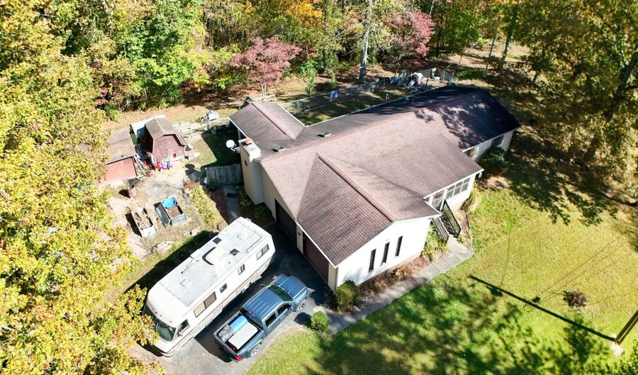 300 Baker Barr Subdivision Rd, Beattyville, KY 41311 - 3 Beds, 2 Bath