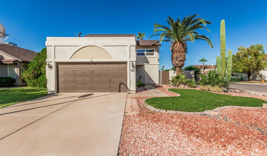 736 N HAZELTON Dr, Chandler, AZ 85226 - 3 Beds, 2 Bath