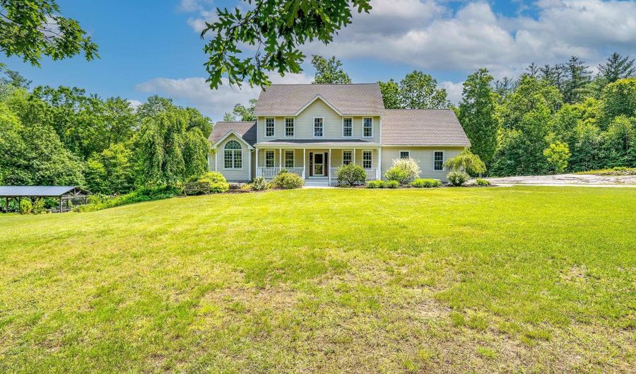 91 Seaverns Bridge Rd, Amherst, NH 03031 - 4 Beds, 3 Bath