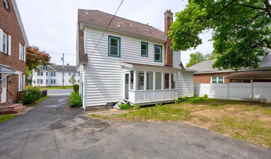 979 Washington Ave, Albany, NY 12206 - 5 Beds, 2 Bath