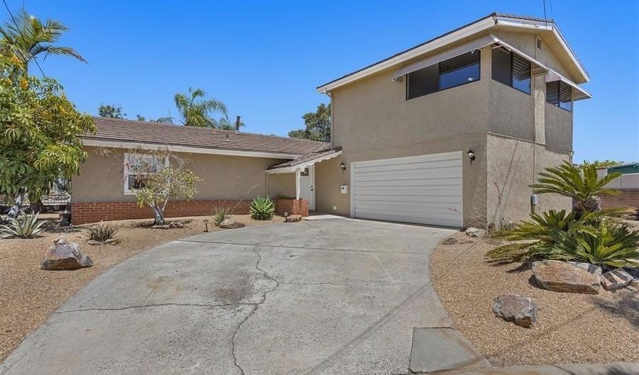 8195 Chaz Pl, La Mesa, CA 91942 - 5 Beds, 3 Bath