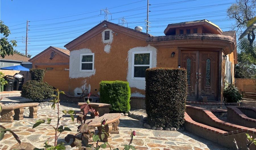 3704 E Iva St, Compton, CA 90221 - 2 Beds, 1 Bath