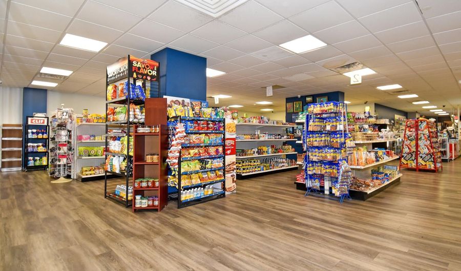 5225 POOKS HILL Rd 803N, Bethesda, MD 20814 - 1 Beds, 1 Bath