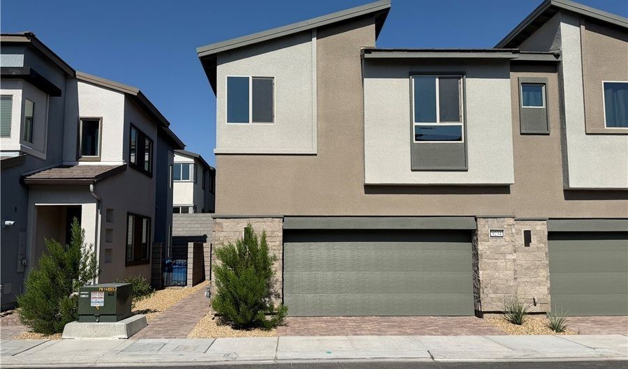 9234 Litvin St, Las Vegas, NV 89166 - 3 Beds, 3 Bath