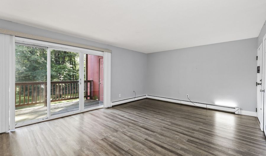 1109 Waterbury Rd APT 1A, Cheshire, CT 06410 - 2 Beds, 1 Bath