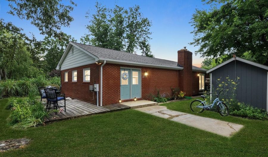1359 LINDEN Ave, Annapolis, MD 21403 - 3 Beds, 2 Bath