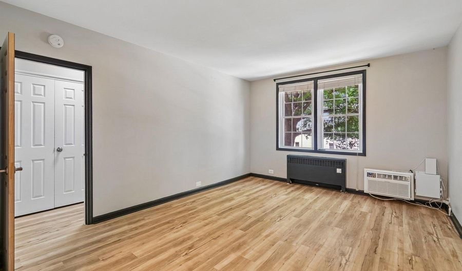 226 N THOMAS St 226-4, Arlington, VA 22203 - 1 Beds, 1 Bath