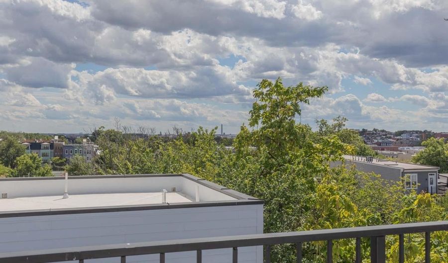 722 KENYON St NW #2, Washington, DC 20010 - 3 Beds, 3 Bath