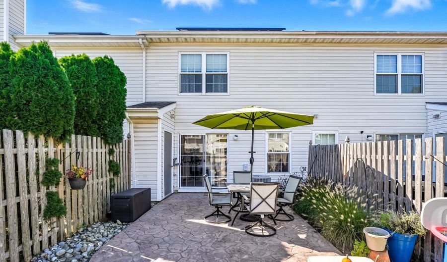 145 BUCKINGHAM Way, Mt. Laurel, NJ 08054 - 3 Beds, 2 Bath