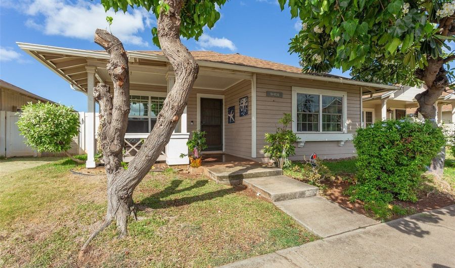 91-1036 Kumuiki St, Kapolei, HI 96707 - 3 Beds, 2 Bath