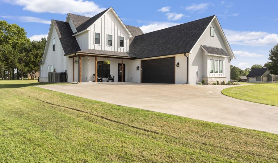 451730 Congressional, Afton, OK 74331 - 3 Beds, 3 Bath