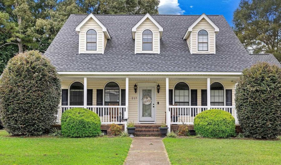 217 Collier Dr, Albertville, AL 35951 - 4 Beds, 3 Bath