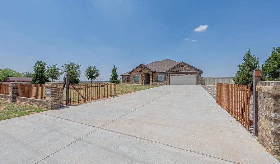 2894 SE 5001, Andrews, TX 79714 - 4 Beds, 3 Bath
